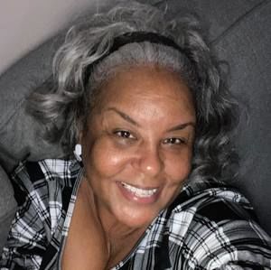 Meet your Posher, Antoinette